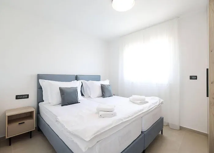Beautiful In Apartamento Privlaka (Zadar)